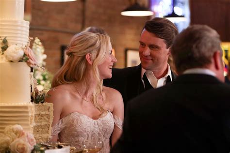 do casey and brett get married|Kara Killmer On Chicago Fire Final Episode, Why。